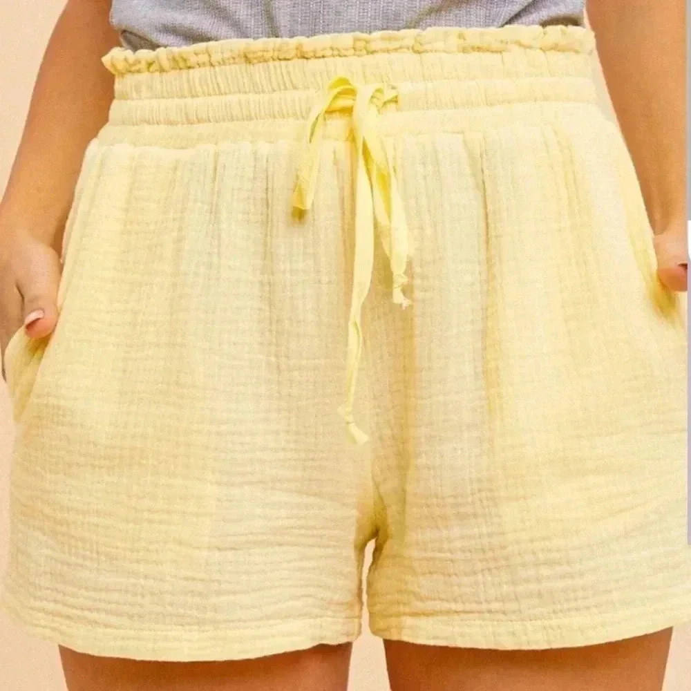 VICI Yellow Paperbag Waist 100% Cotton Womens Shorts‎ Sz Small